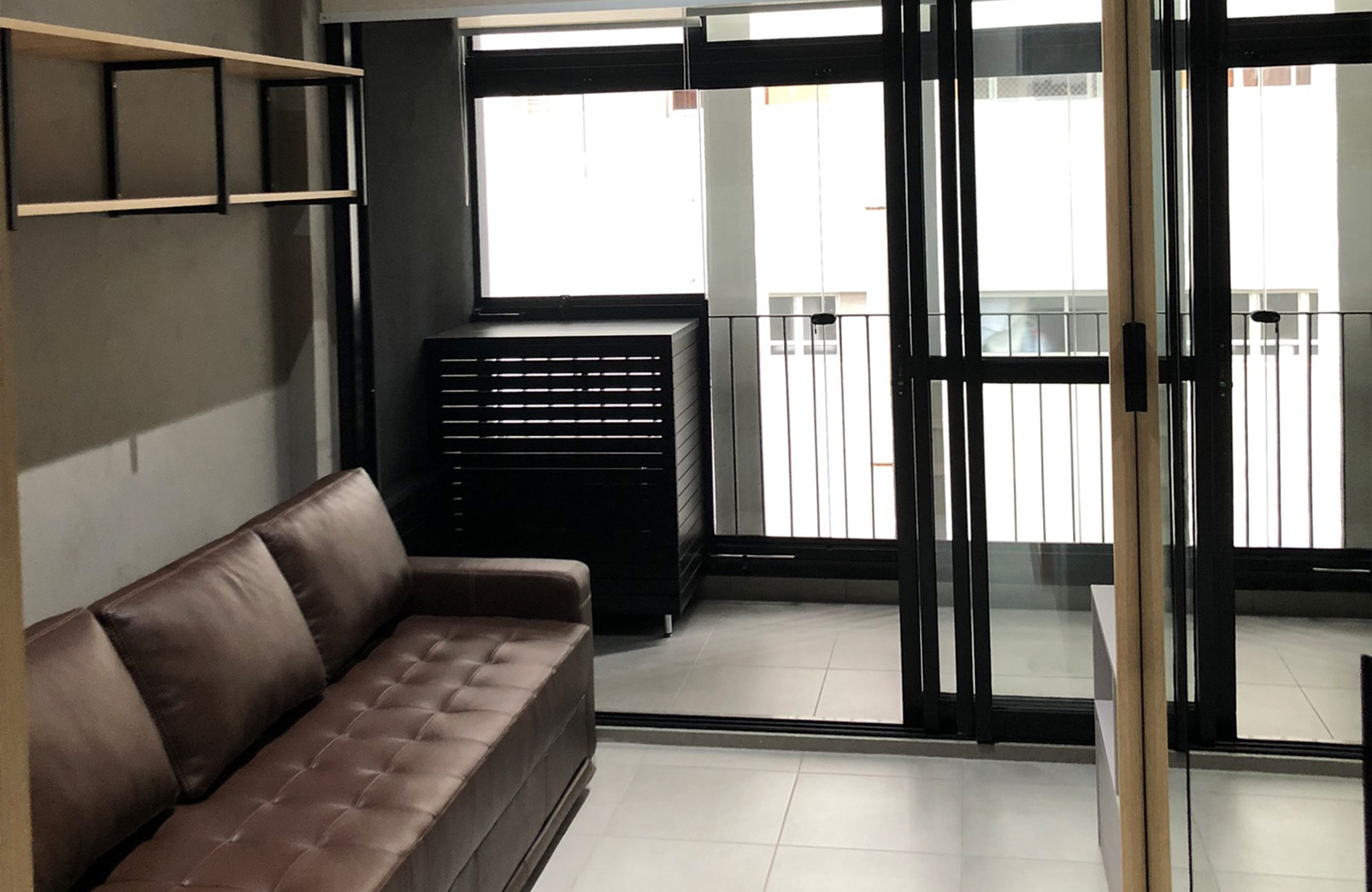 studio008